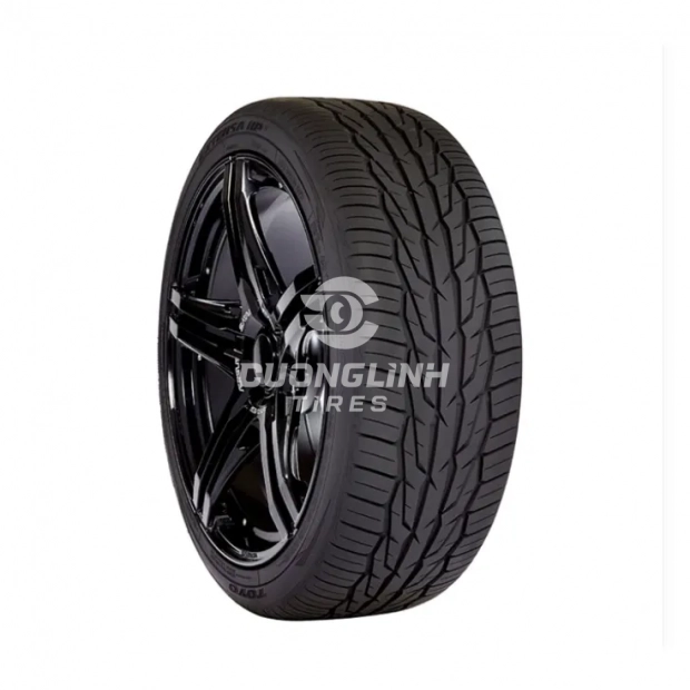 Lốp TOYO 255/35R18
